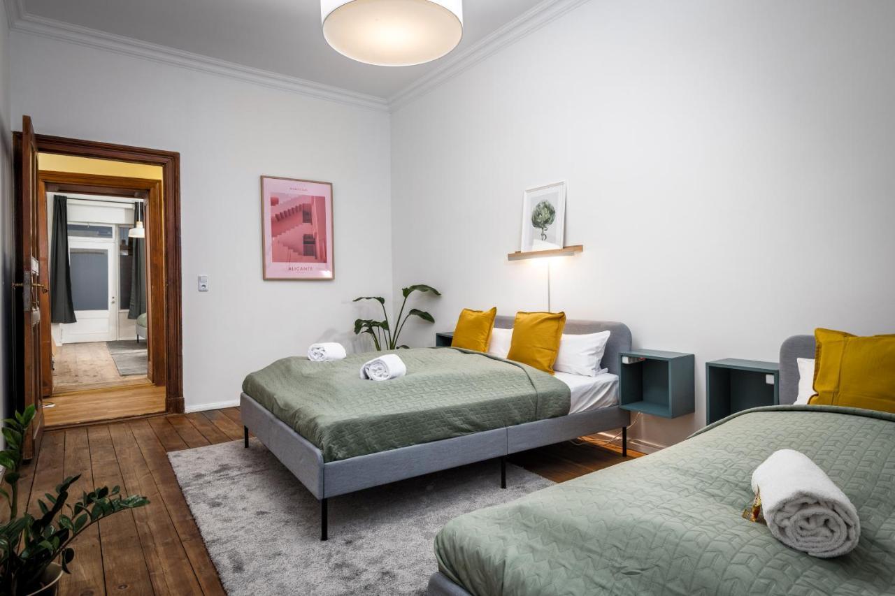 Super Zentral Super Schoener Altbau In Moabit Rostockerstrasse Im Herzen Von Berlin Fuer Bis Zu 6 Personen Exteriör bild